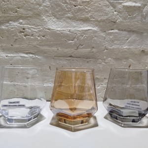vaso hexagonal cristal